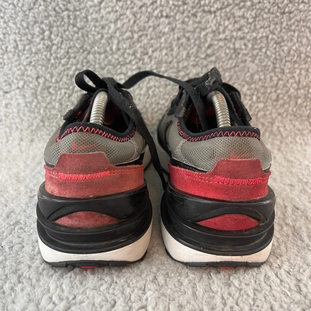 Nike Waffle One Kids GS‎ Size 3.5Y Grey Black Red Running Shoes DC0481-006